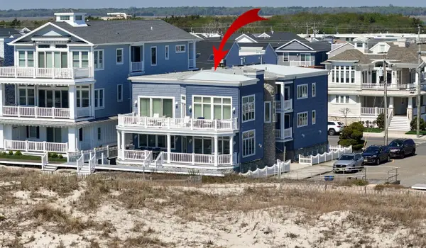4301 Central Ave #1st Fl, Ocean City, NJ 08226