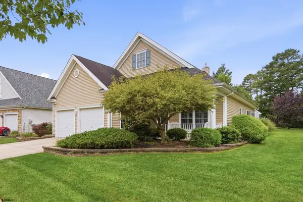 344 Sunflower Dr, Egg Harbor Township, NJ 08234
