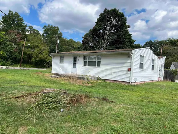 2 Robin Road, Egg Harbor Township, NJ 08234