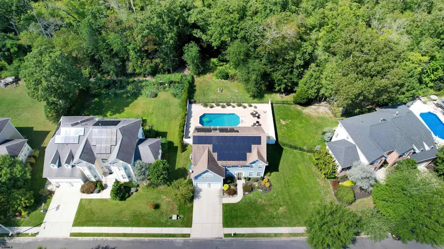 102 Julie Dr, Northfield, NJ 08225 - #2