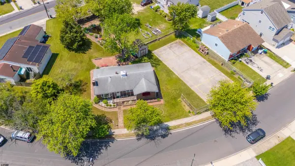 502 Caverly Dr, Brigantine, NJ 08203