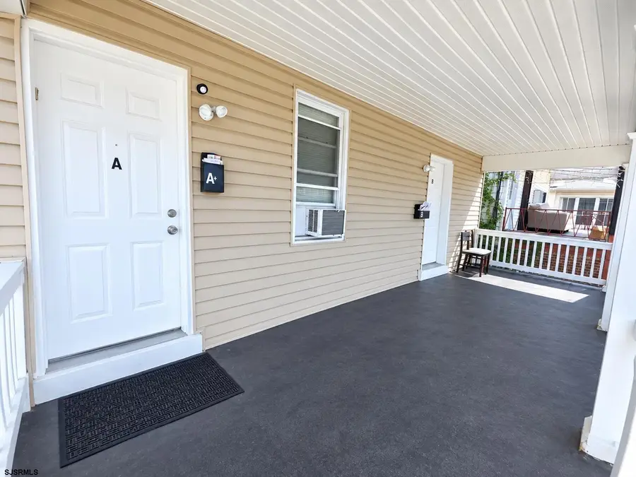 17 N Sovereign Ave, Atlantic City, NJ 08401 - #3