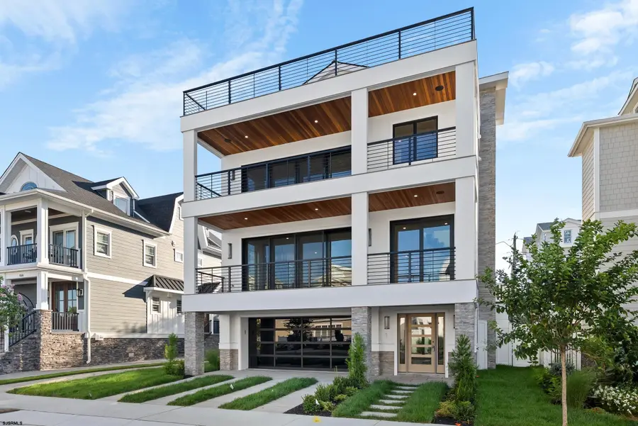 104 S Thurlow Ave, Margate City, NJ 08402 - #2