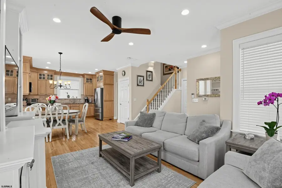 23 N Adams Ave, Margate City, NJ 08402 - #3