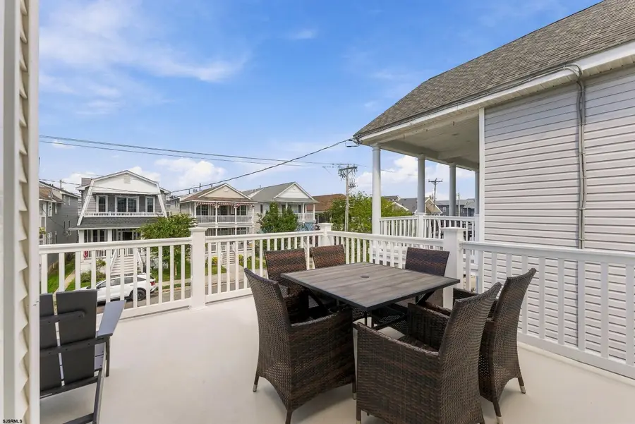 1423 Asbury Ave 2nd Floor #2nd Floor, Ocean City, NJ 08226 - #3