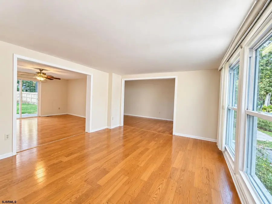 314 E Oakbourne Ave, Galloway, NJ 08205 - #2