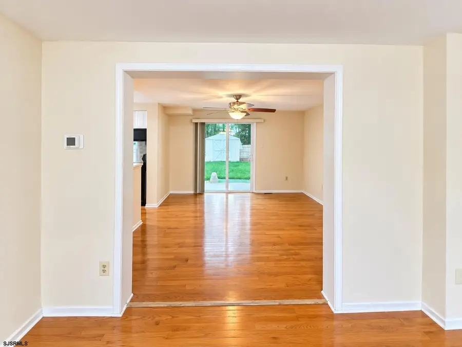 314 E Oakbourne Ave, Galloway, NJ 08205 - #3