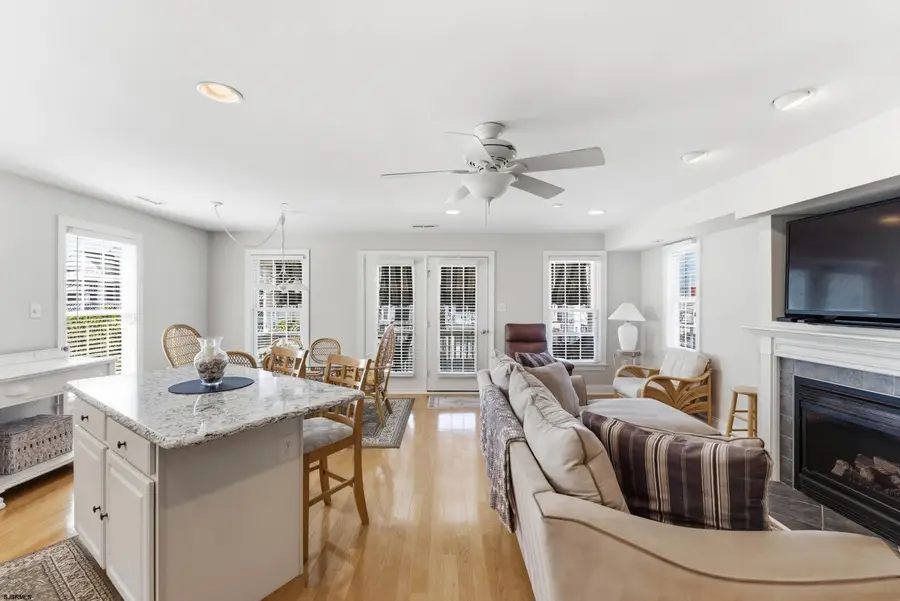 807 Pennlyn Pl #2nd Floor, Ocean City, NJ 08226 - #3