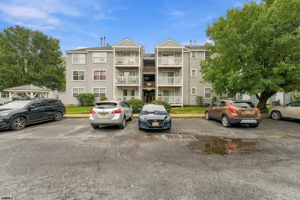 2 Oyster Bay Road, Absecon, NJ 08201