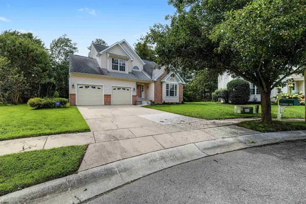 48 Cranberry Dr, Mays Landing, NJ 08330