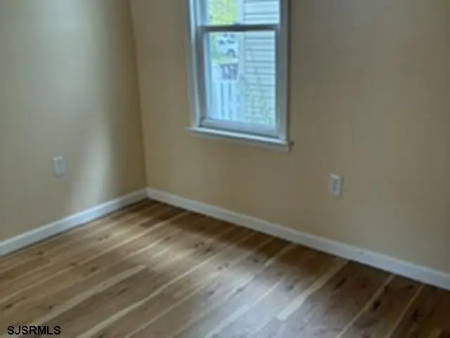27 Oakland Ave, Pleasantville, NJ 08232 - #3