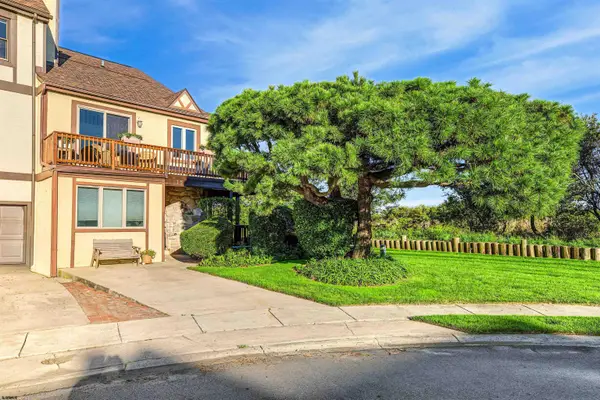 35 Bramble Dr, Brigantine, NJ 08203