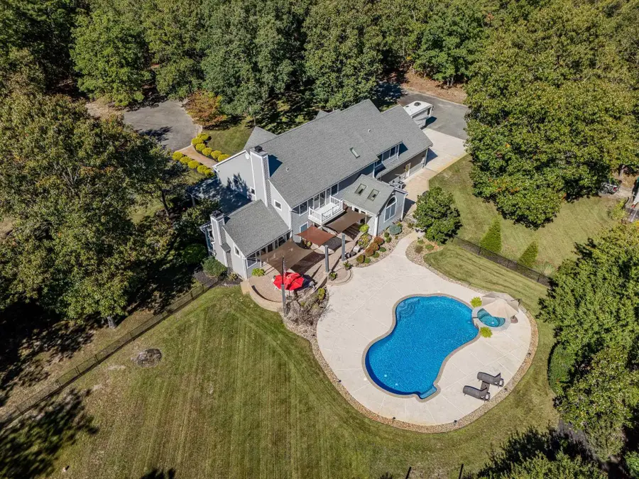 2431 6th Ave, Hammonton, NJ 08037-4136 - #3