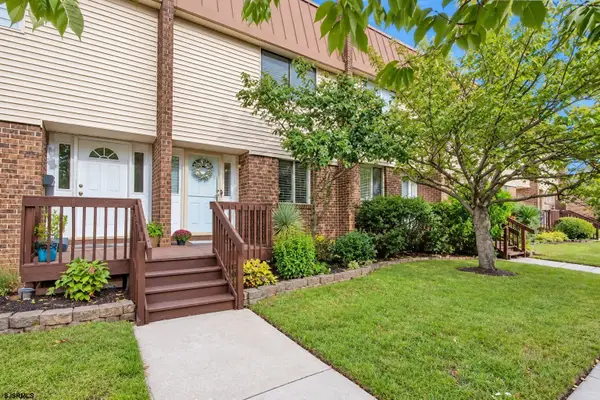 807 Burke Ct #807, Ventnor, NJ 08406