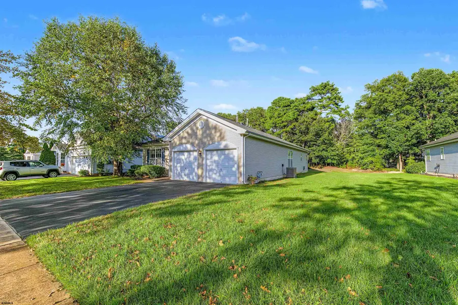 123 Newcastle Ct, Galloway, NJ 08205 - #2