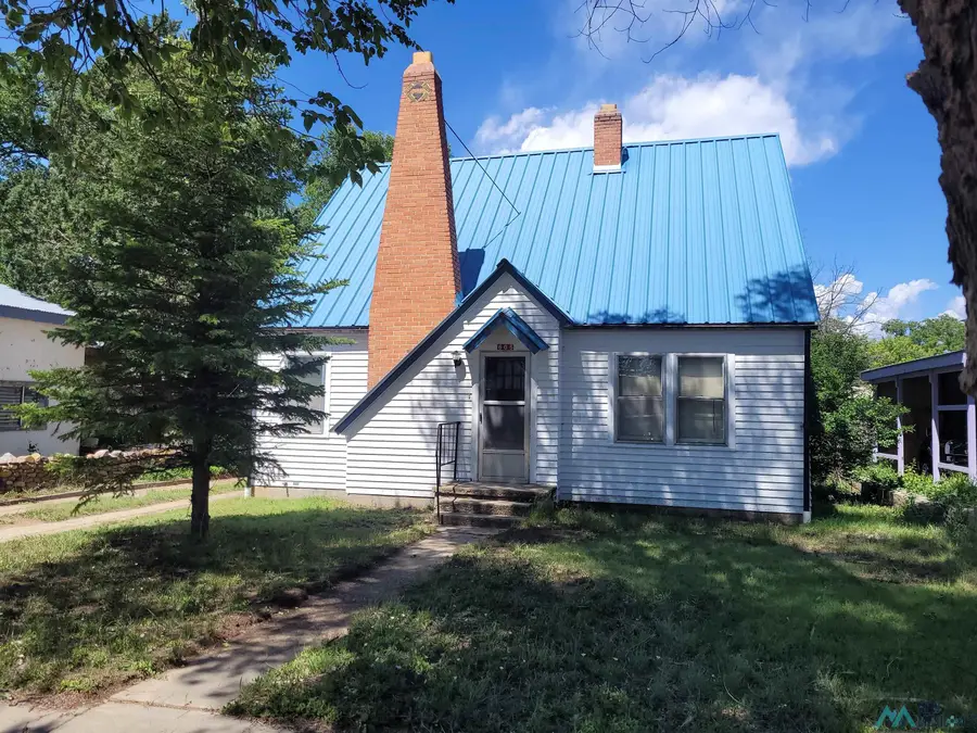 605 Maxwell Avenue, Springer, NM 87747 - Image #2