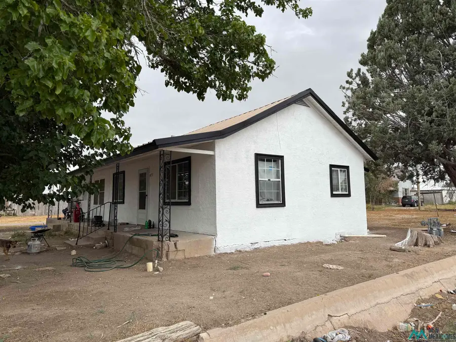 400 S Manchester Avenue, Hagerman, NM 88232 - Image #2