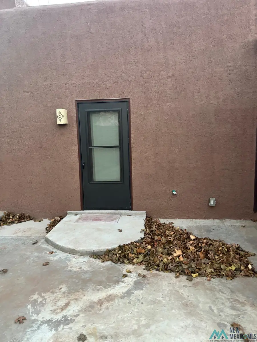 317 Sherrill Lane #14, Roswell, NM 88201 - Image #2