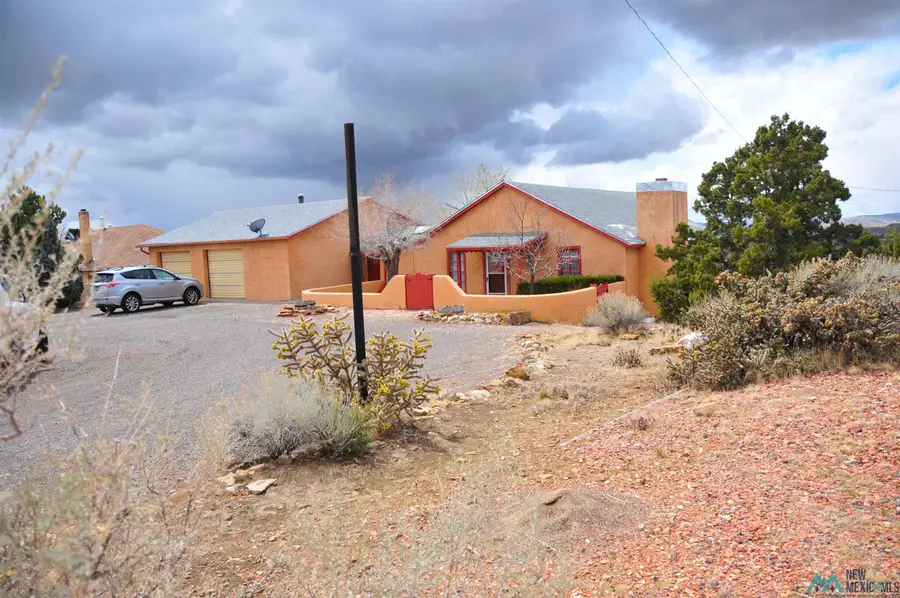 1402 Elva Drive, Gallup, NM 87301 - Image #2