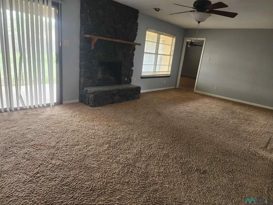 1820 Jonquil Park, Clovis, NM 88101 - Image #2