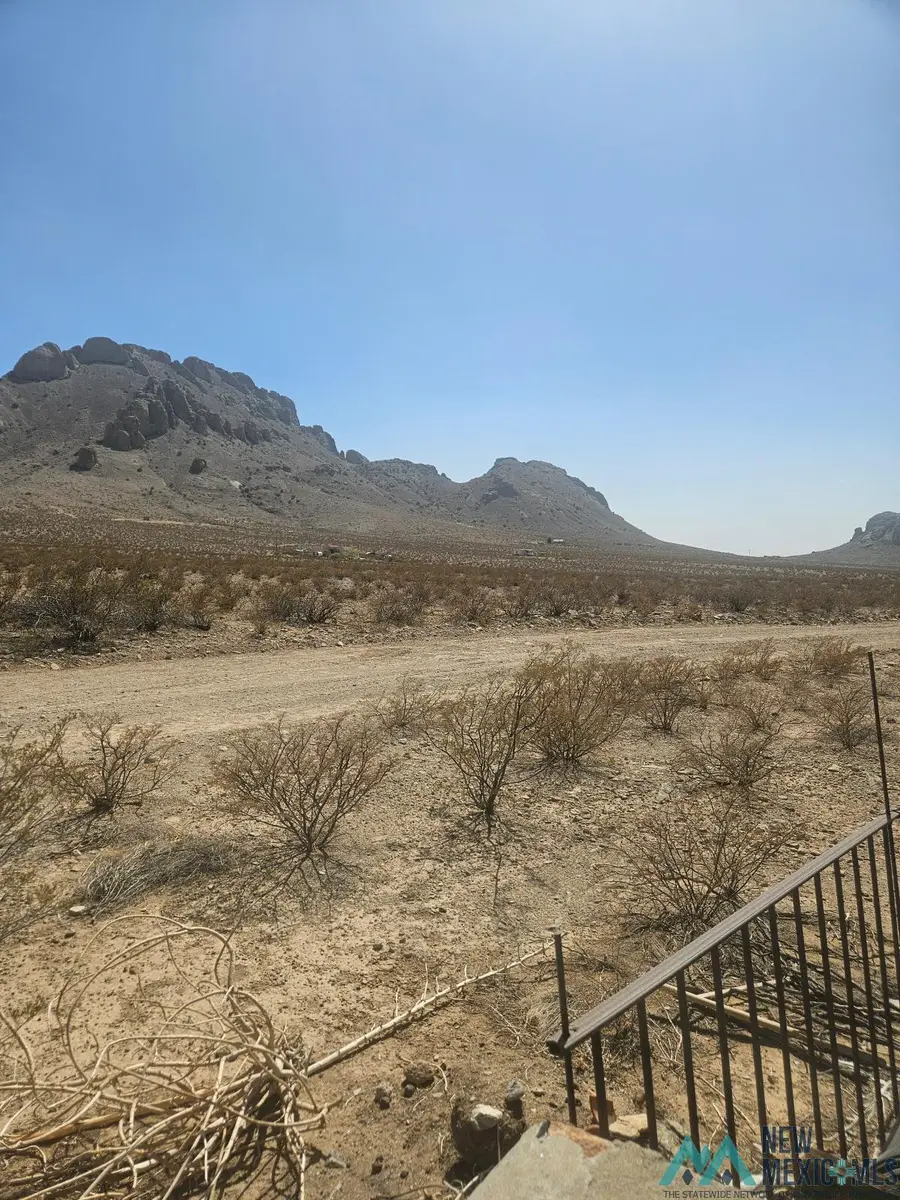 8475 San Joaquin Rd Se, Deming, NM 88030 - Image #3