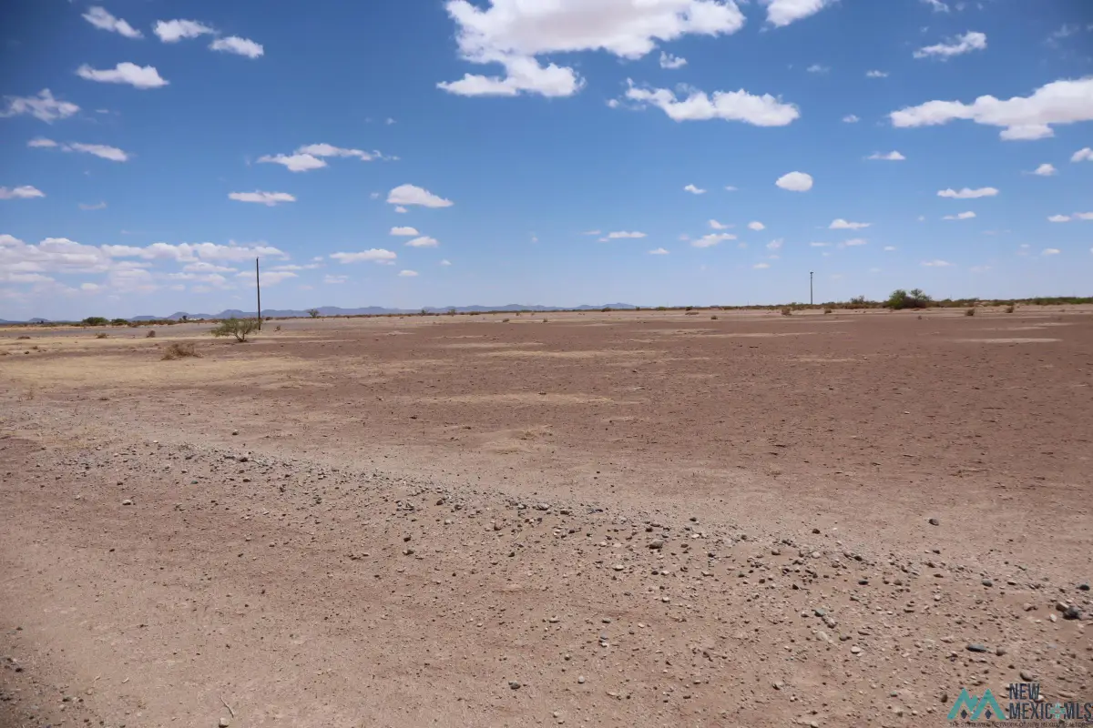 Mallow Rd Se, Deming, NM 88030 - Image #1