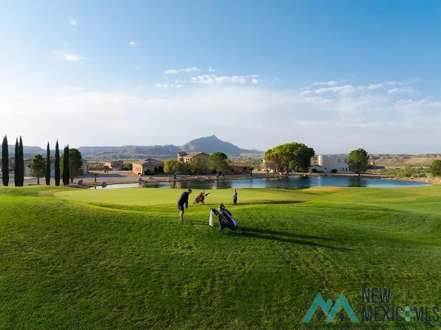 212 Tierra Verde Circle, Elephant Butte, NM 87935 - Image #3