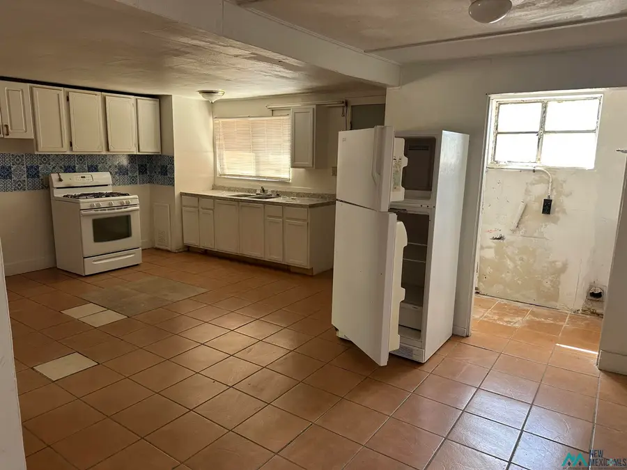 512 S Myrtle Street, Deming, NM 88030 - Image #2