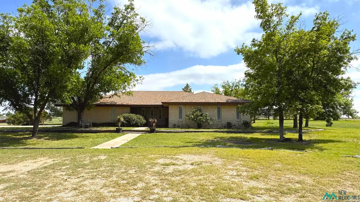 605 S Country Club Drive, Lovington, NM 88260 - Image #1