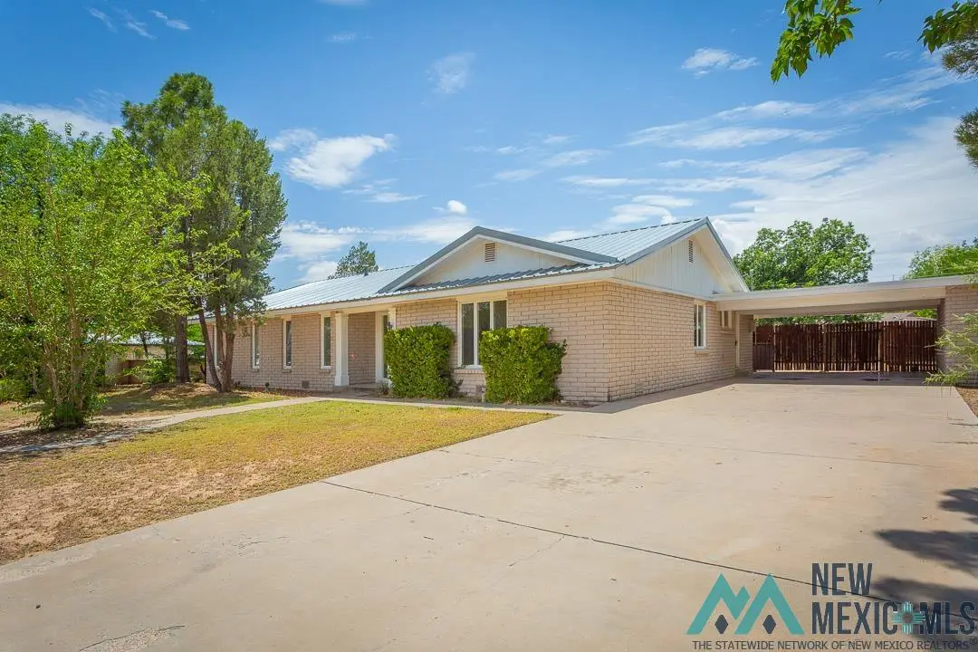1006 De Bremond Drive, Roswell, NM 88201 - Image #1