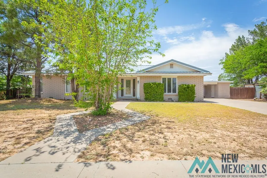 1006 De Bremond Drive, Roswell, NM 88201 - Image #2