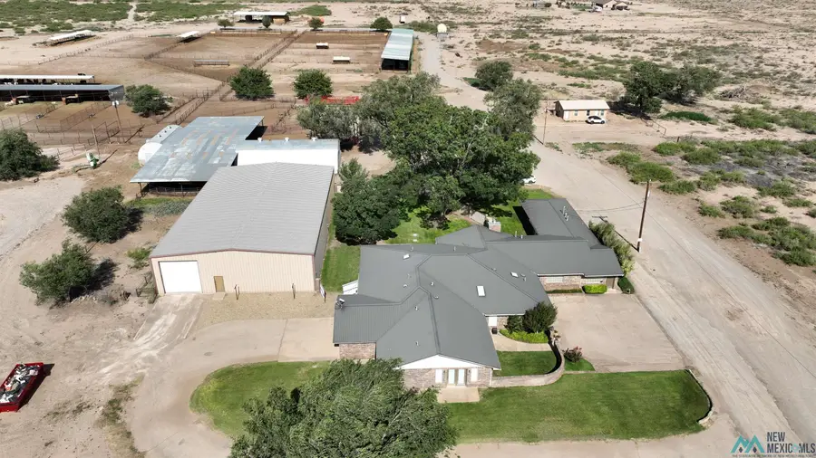 1807 Don Lewis Road, Artesia, NM 88210 - Image #2