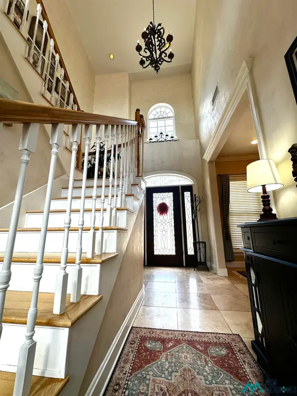 1608 N 26th Street Road, Artesia, NM 88210