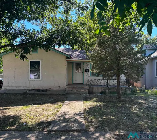 108 S Washington Avenue, Roswell, NM 88203