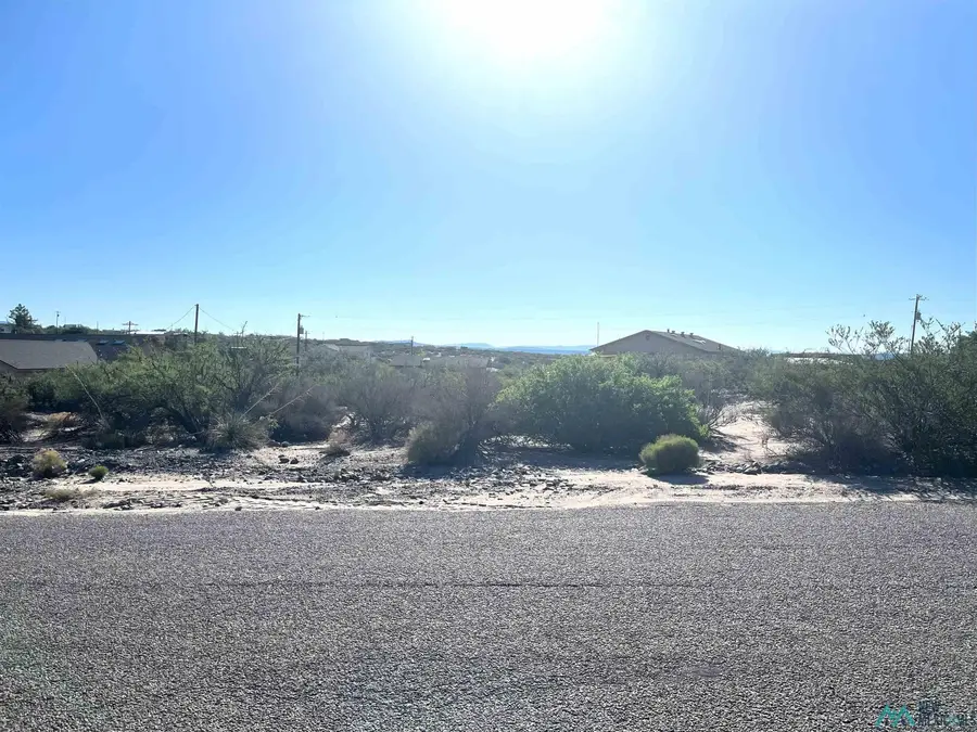 1003 Skyline Drive, Elephant Butte, NM 87935 - Image #3