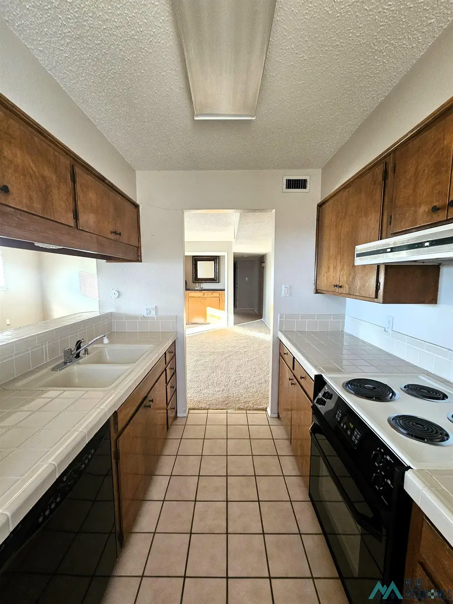 3524 D Adenmor Court, Clovis, NM 88101 - Image #2