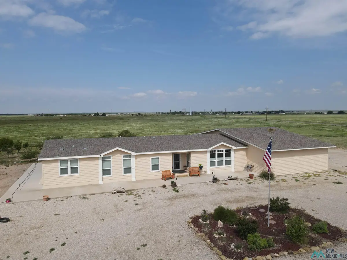 3006 W Pine Lodge Road, Roswell, NM 88201 - Image #1