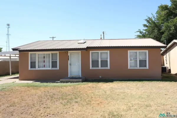 301 W Mcarthur Avenue, Artesia, NM 88210