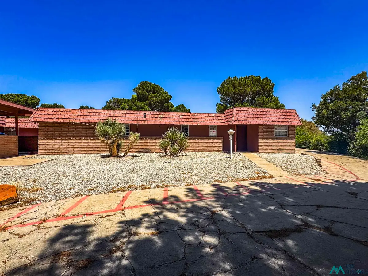 2200 W Pierce #4a Street, Carlsbad, NM 88220 - Image #1