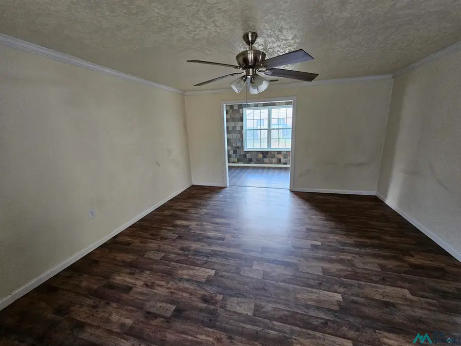 920 E 10th Street, Clovis, NM 88101 - Image #2