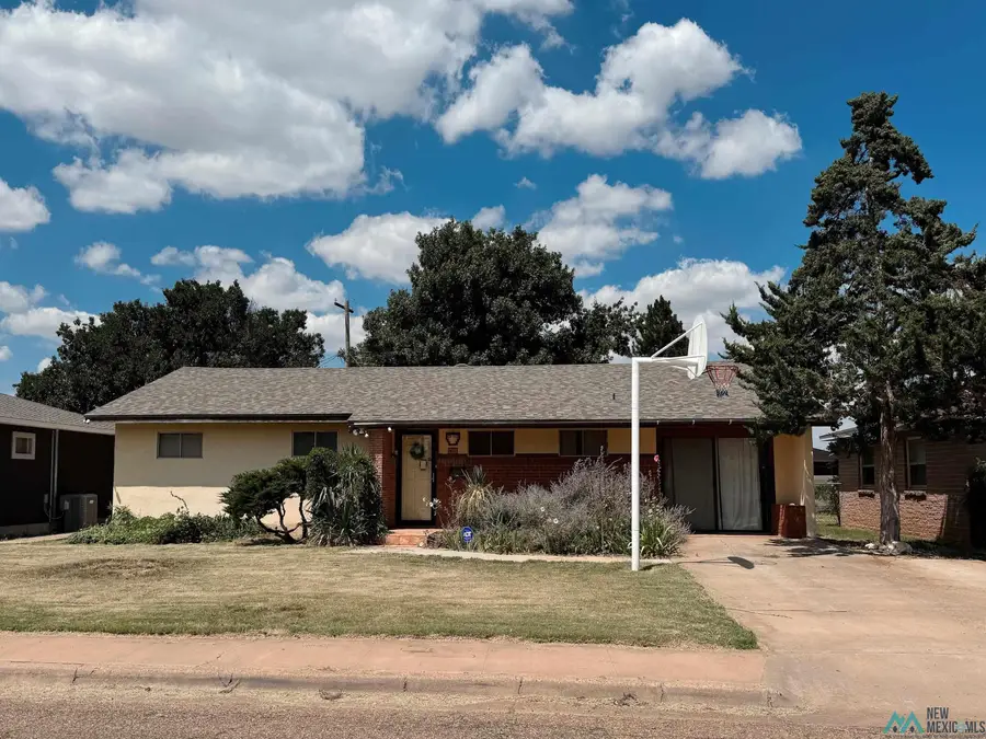 112 W Yucca Avenue, Clovis, NM 5 - Image #2