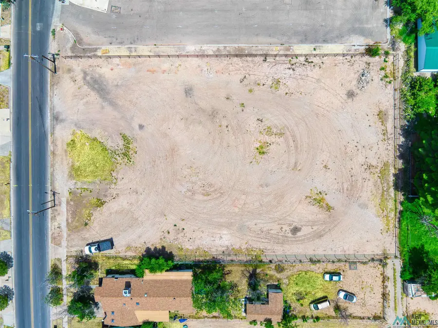 1020 N Mesa Street, Carlsbad, NM 88220 - Image #2