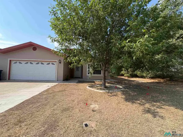 12 Fairway Drive, Roswell, NM 88201
