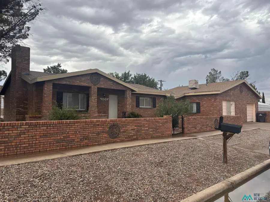 101 E Mesquite Street, Deming, NM 88030 - Image #2