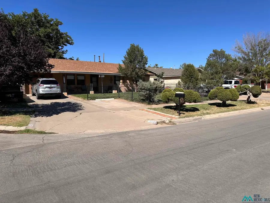 1505 Taylor Drive, Roswell, NM 88203 - Image #2