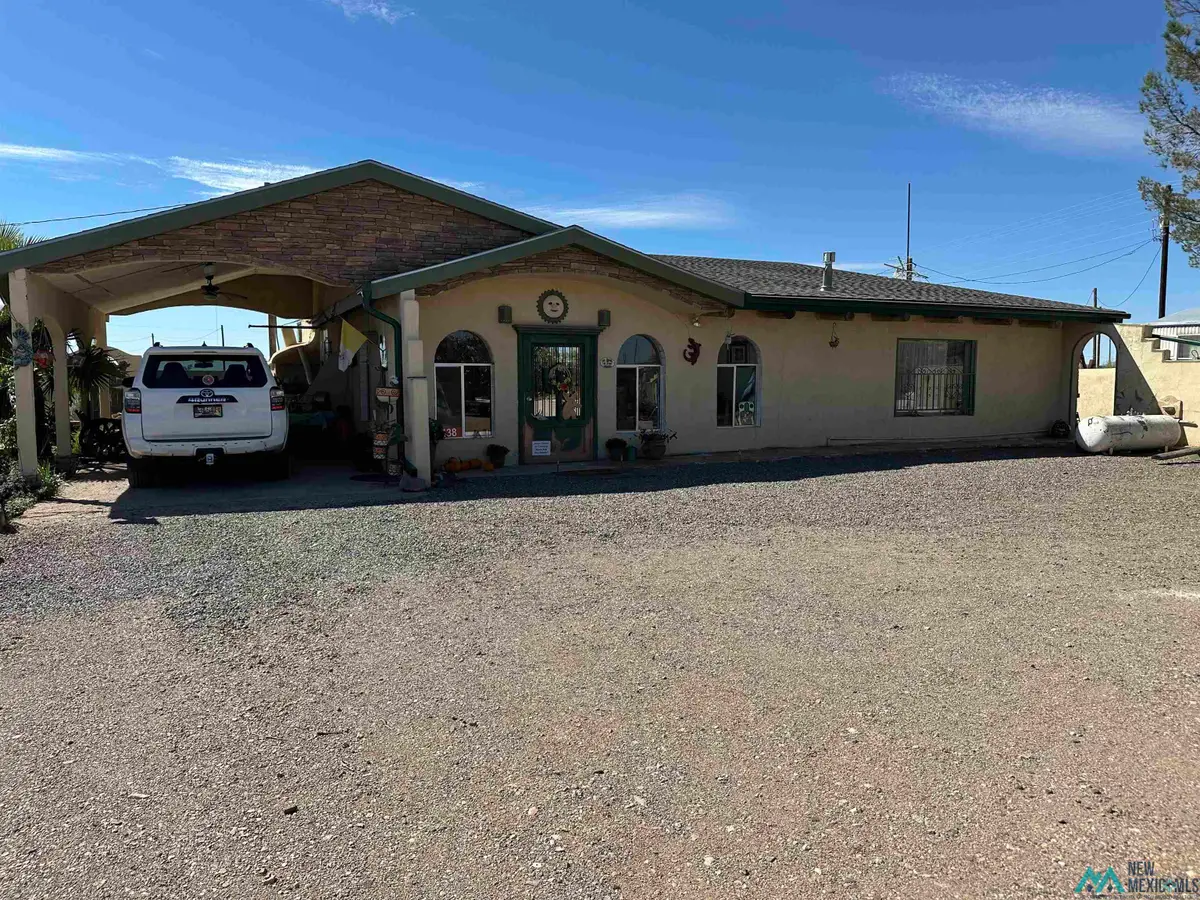 521 W Jones Avenue, Columbus, NM 88029 - Image #1