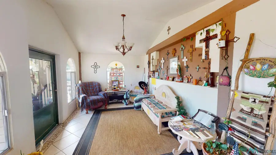 521 W Jones Avenue, Columbus, NM 88029 - Image #3
