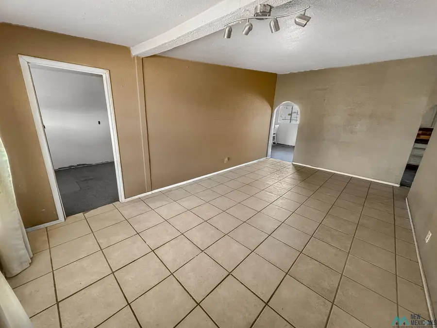 1204 W Mackenzie Drive, Hobbs, NM 88240 - Image #3