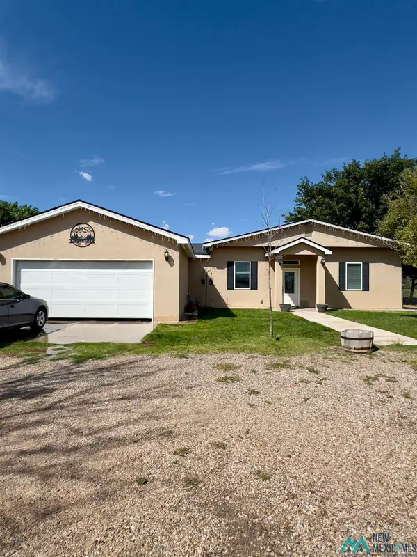 270 Peaceful Valley Road, Roswell, NM 88201