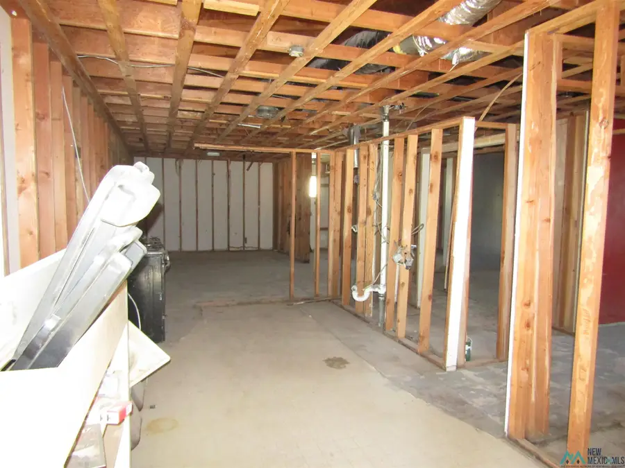 1608 W Sears Avenue, Artesia, NM 88210 - Image #2